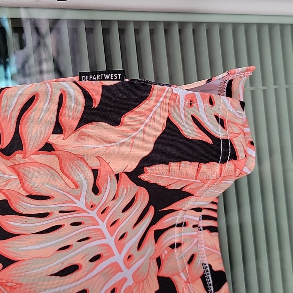 Departwest Royer Performance Polo In Black Coral Sz L Tropical Leaf Print - Picture 5 of 10